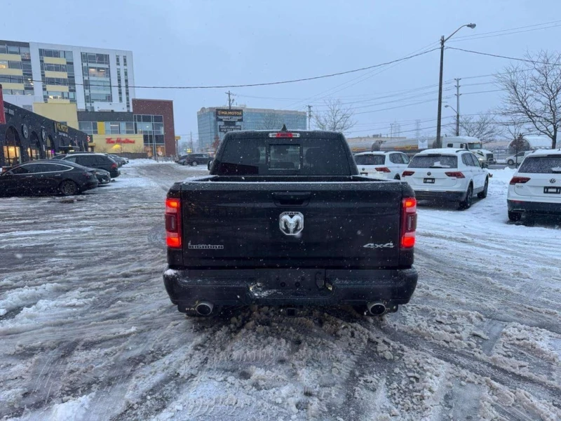 Dodge RAM 1500 BIG HORN 4X4 CREW CAB PANO/ROOF NAV B/SPOT CAMERA, снимка 6 - Автомобили и джипове - 53361492