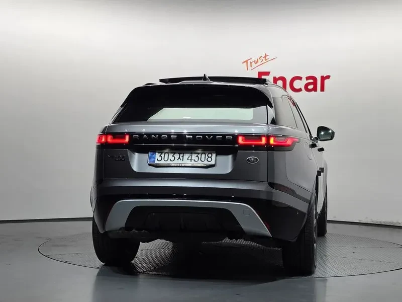 Land Rover Range Rover Velar 2.0 D240 R-Dynamic Se, снимка 4 - Автомобили и джипове - 55748900