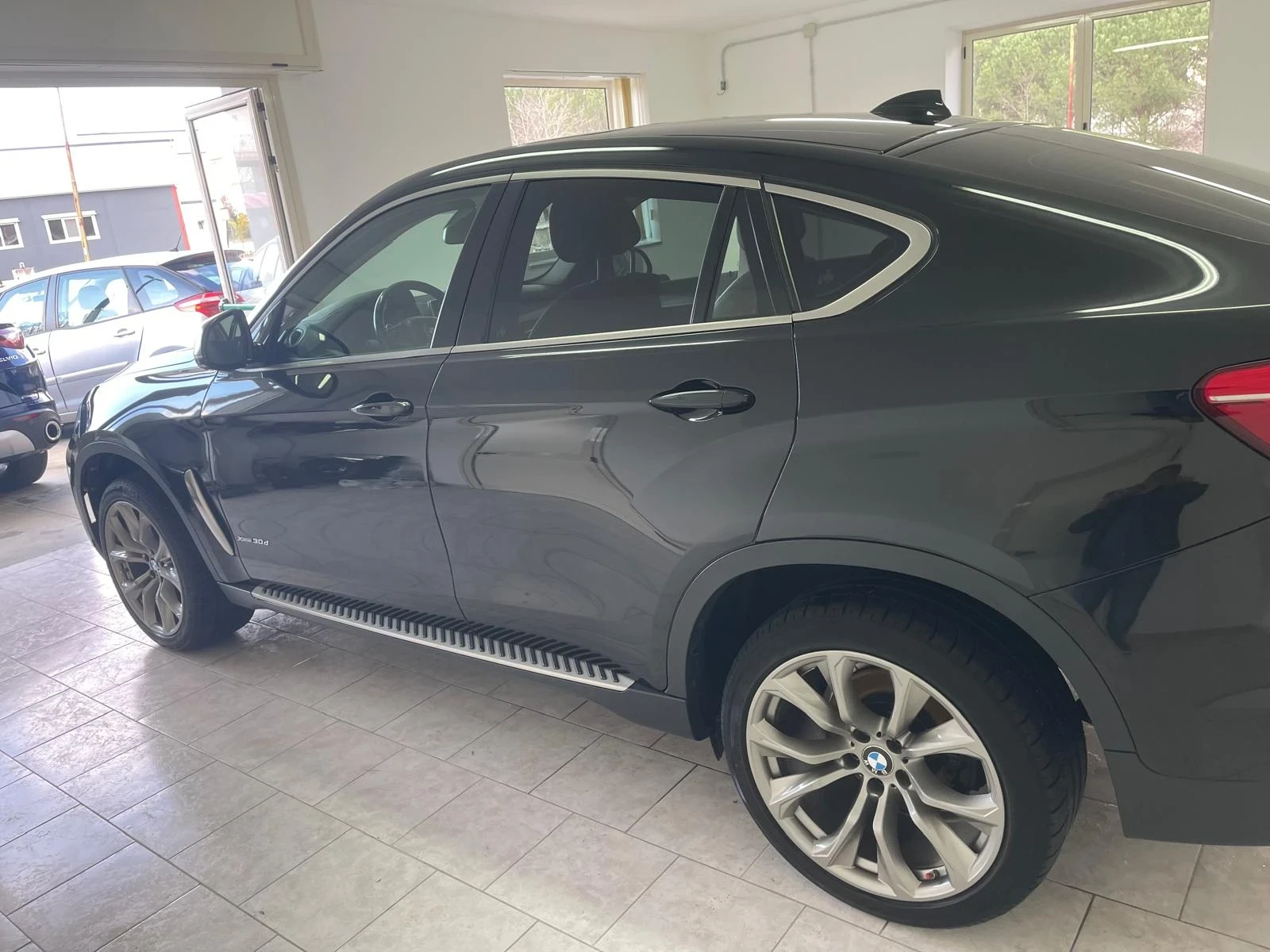 BMW X6  - изображение 3