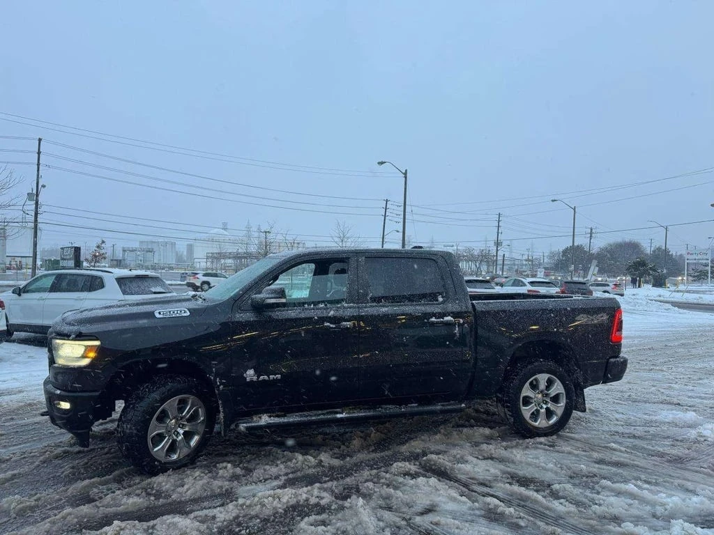 Dodge RAM 1500 BIG HORN 4X4 CREW CAB PANO/ROOF NAV B/SPOT CAMERA | Mobile.bg � ����������� 4