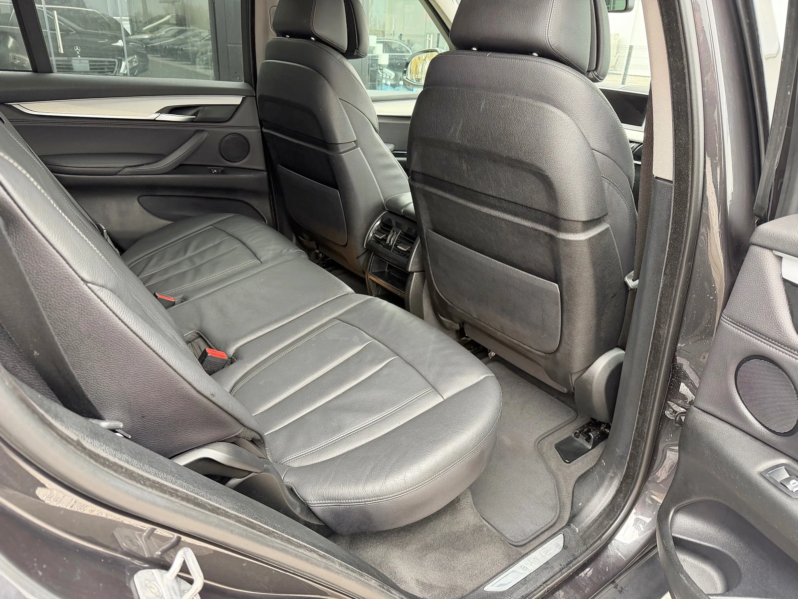 BMW X5 30d Xdrive /Sport/ Подгрев/Keyless/360Камера, снимка 14 - Автомобили и джипове - 53724843