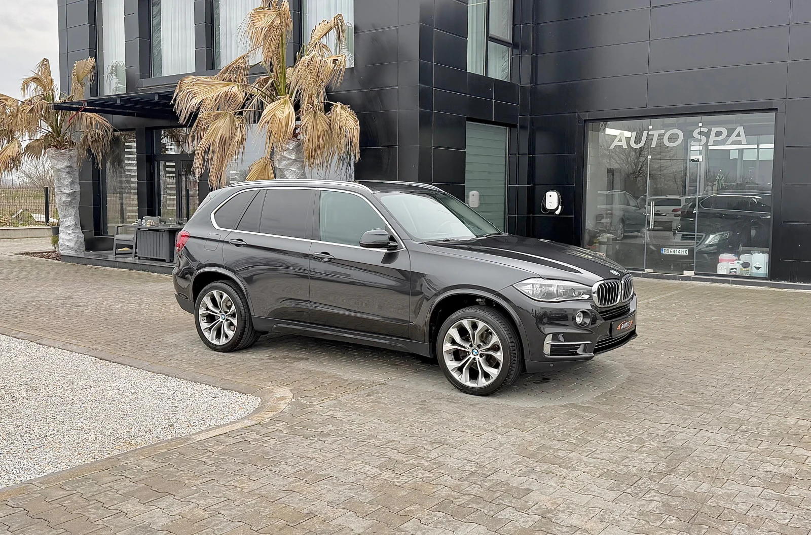 BMW X5 30d Xdrive /Sport/ Подгрев/Keyless/360Камера, снимка 3 - Автомобили и джипове - 53724843