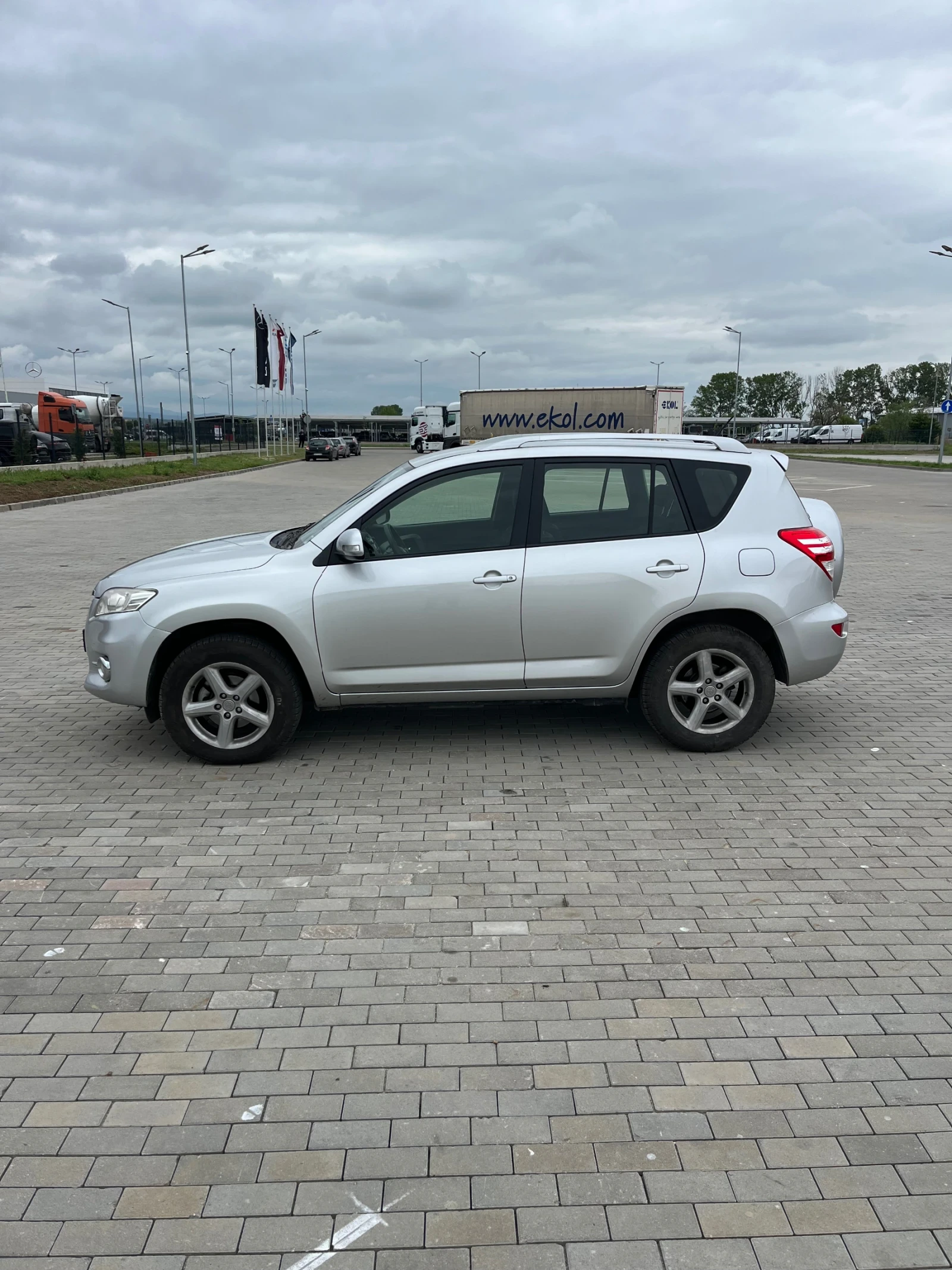 Toyota Rav4 RAV-4 2.2 diesel.150кс. 4x4, снимка 5 - Автомобили и джипове - 54482949