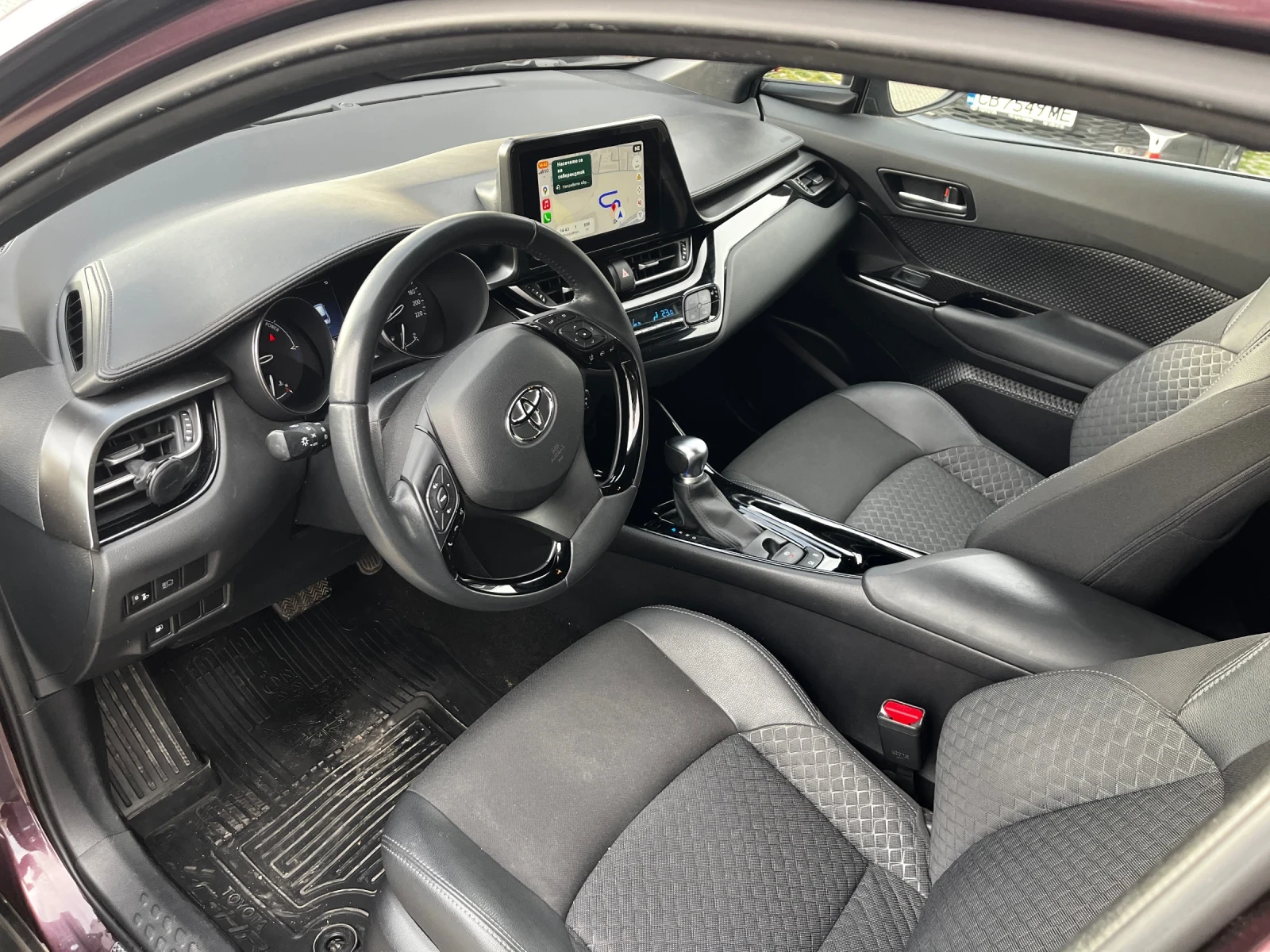 Toyota C-HR Hybrid 2.0, снимка 9 - Автомобили и джипове - 55213513