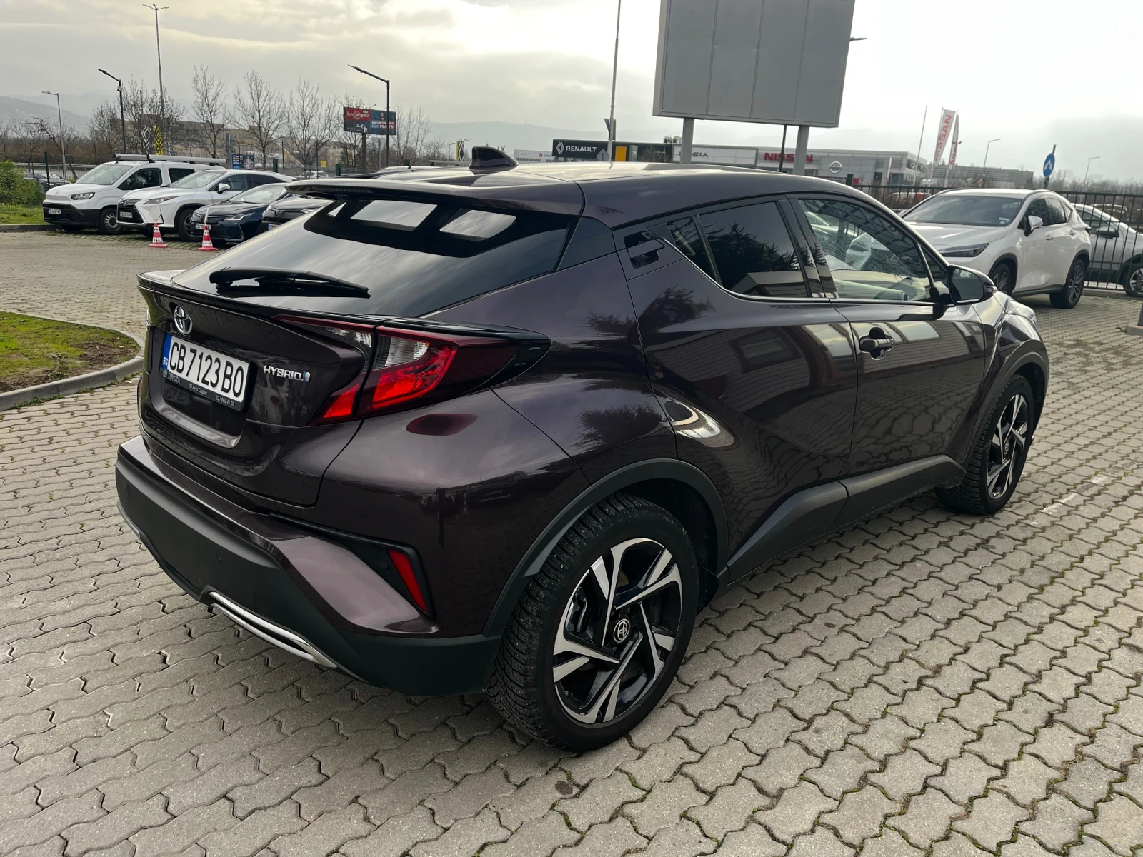 Toyota C-HR Hybrid 2.0, снимка 7 - Автомобили и джипове - 55213513