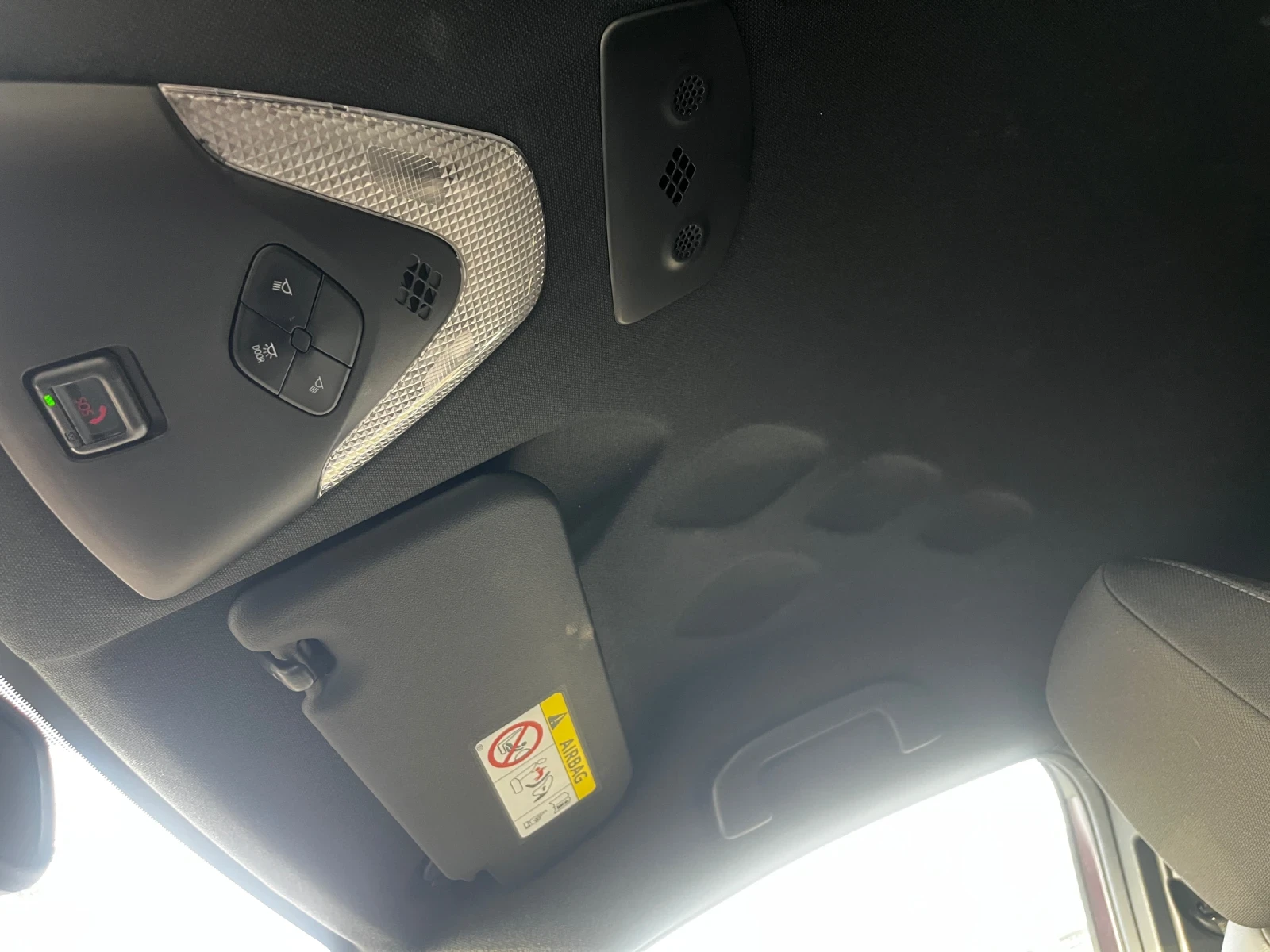 Toyota C-HR Hybrid 2.0, снимка 16 - Автомобили и джипове - 55213513