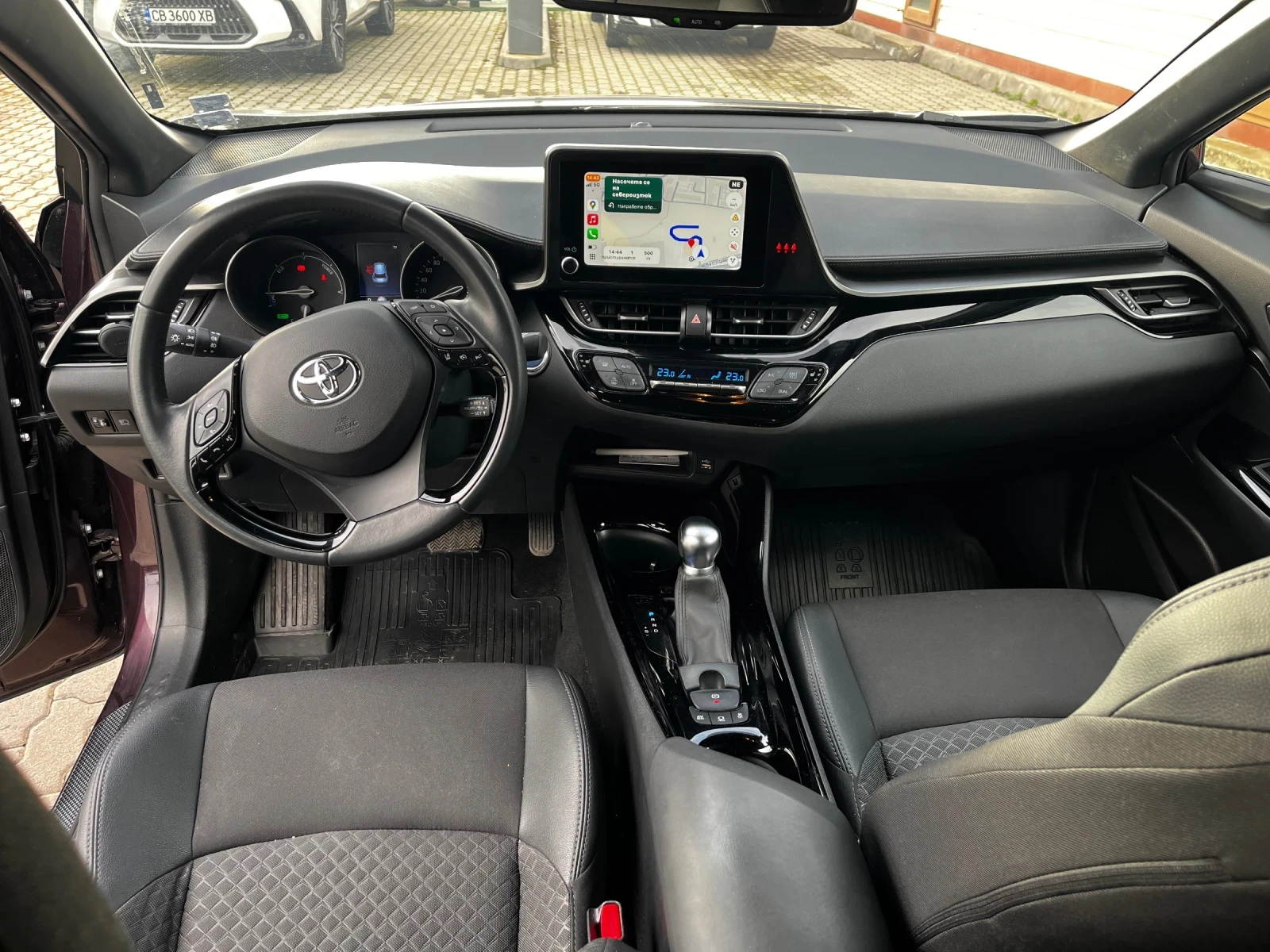 Toyota C-HR Hybrid 2.0, снимка 12 - Автомобили и джипове - 55213513