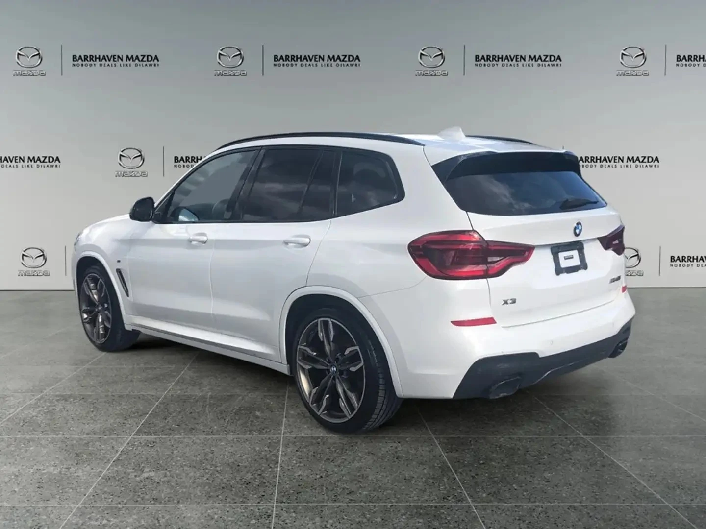 BMW X3 M40i* КОЖА* ПОДГРЕВ* ПАНОРАМА* НАВИ* КАМЕРИ* , снимка 3 - Автомобили и джипове - 55322342