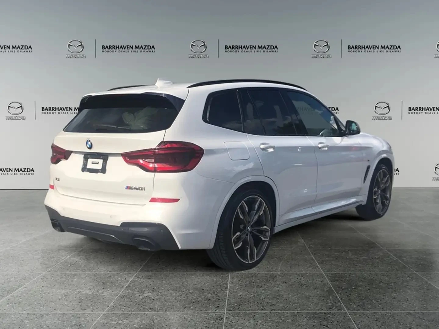 BMW X3 M40i* КОЖА* ПОДГРЕВ* ПАНОРАМА* НАВИ* КАМЕРИ* , снимка 5 - Автомобили и джипове - 55322342