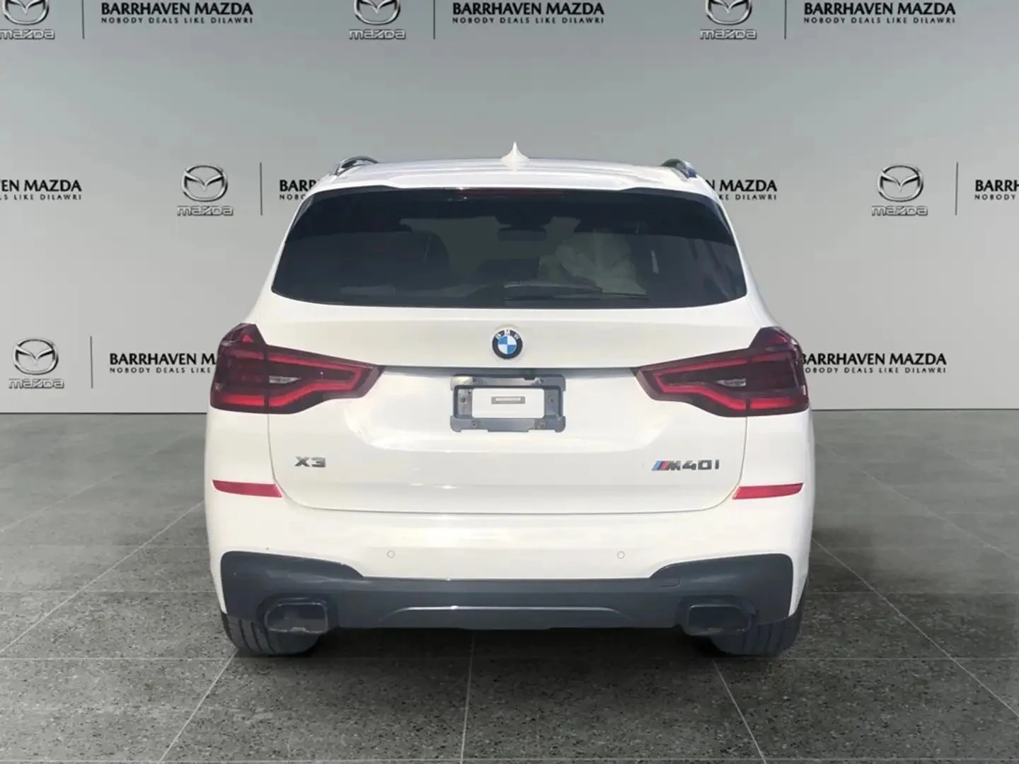 BMW X3 M40i* КОЖА* ПОДГРЕВ* ПАНОРАМА* НАВИ* КАМЕРИ* , снимка 4 - Автомобили и джипове - 55322342