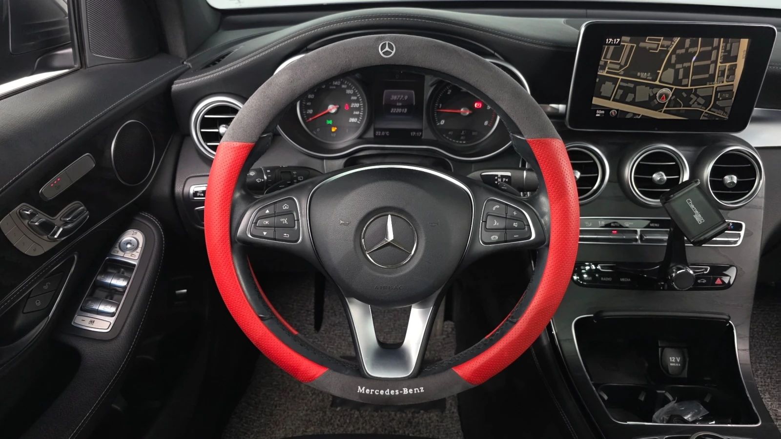Mercedes-Benz GLC 220 d 4MATIC Premium, снимка 9 - Автомобили и джипове - 55474796