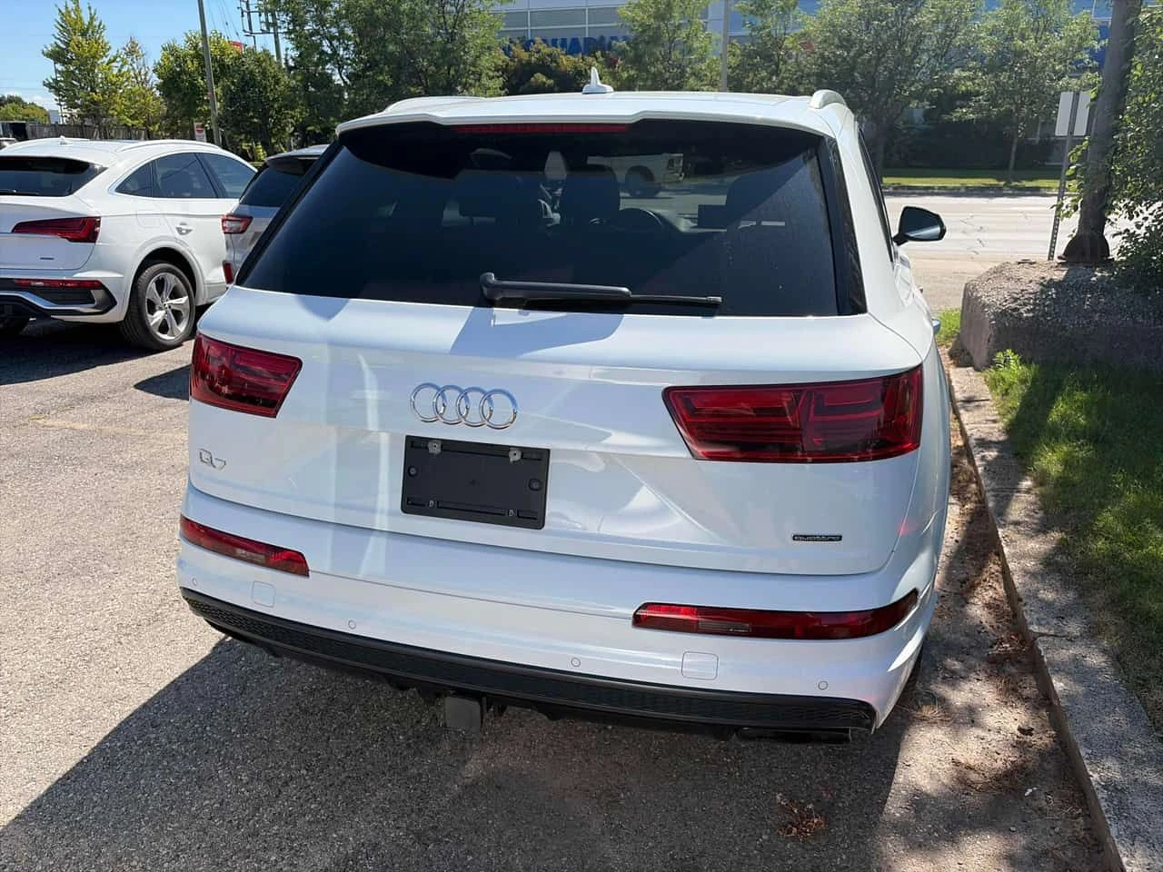 Audi Q7 * Technik * CARFAX * ЦЕНА ДО БГ, снимка 4 - Автомобили и джипове - 55509999