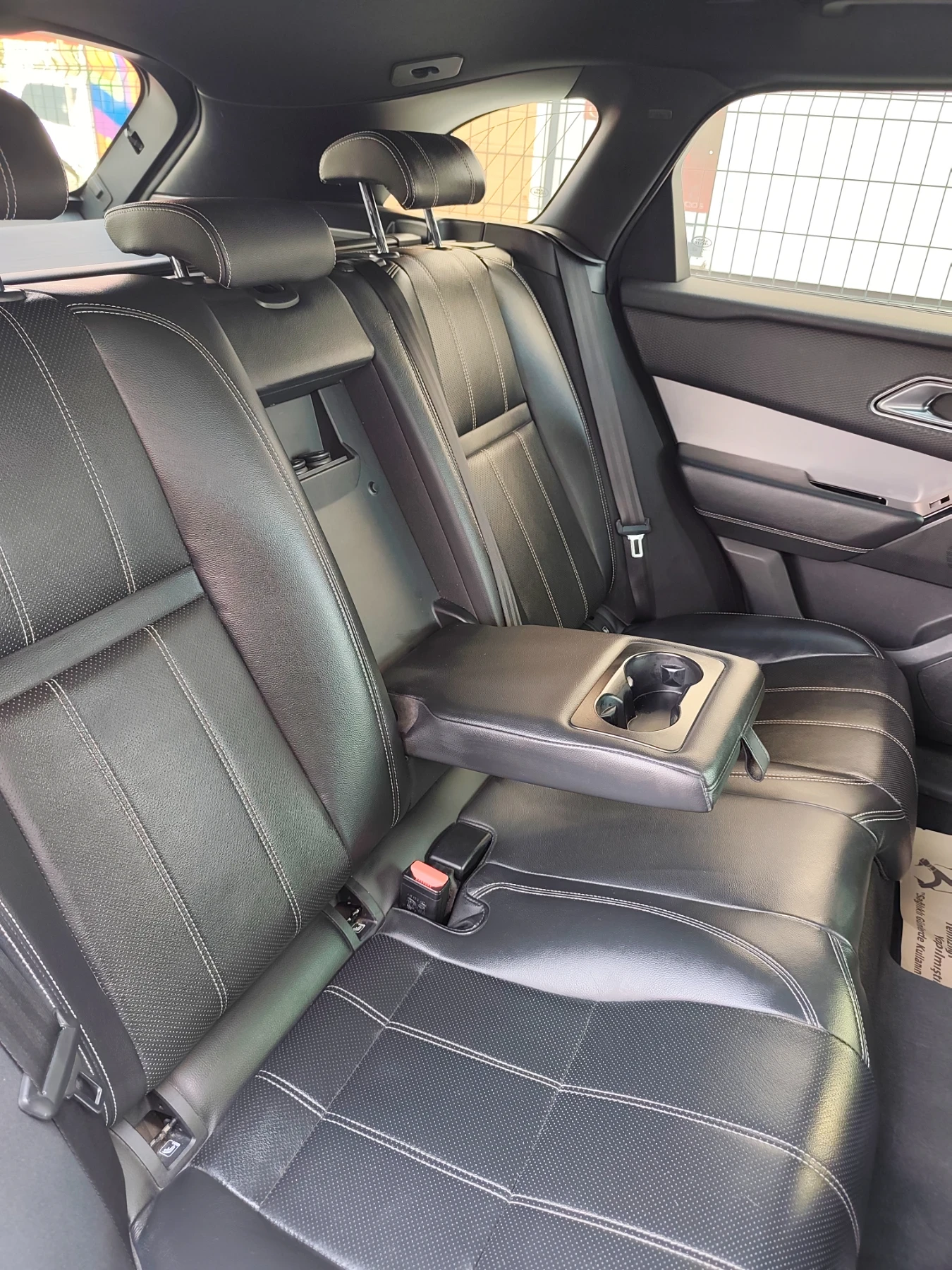 Land Rover Range Rover Velar, снимка 16 - Автомобили и джипове - 55965999