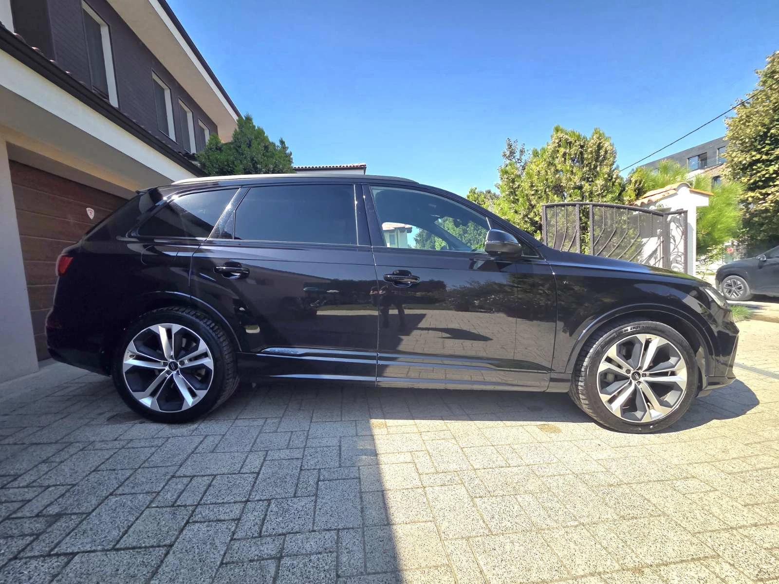 Audi Q7 3.0 TDI* Sline* Matrix* Първи собственик, снимка 5 - Автомобили и джипове - 56152922