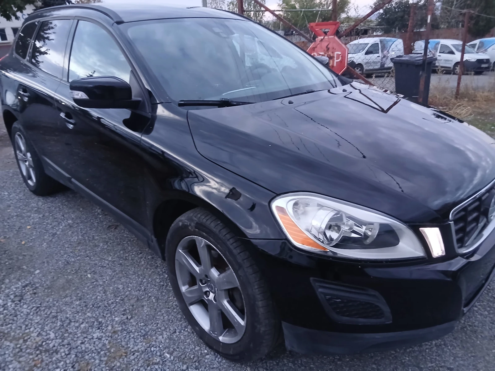Volvo XC60 2013, снимка 3 - Автомобили и джипове - 56649630