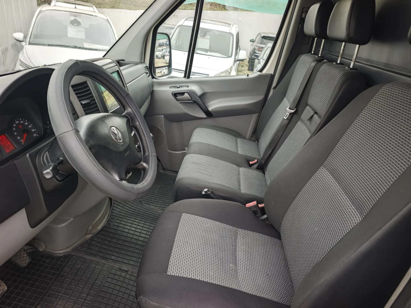VW Crafter 2.0TDI* Докаран на ход* ОТЛИЧЕН - изображение 9