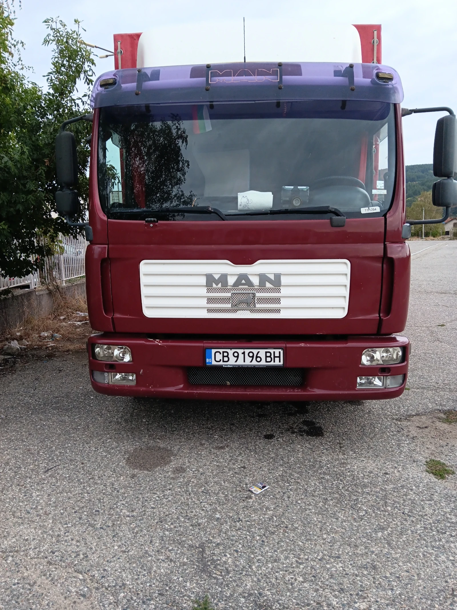 Man 12.222  | Mobile.bg   1