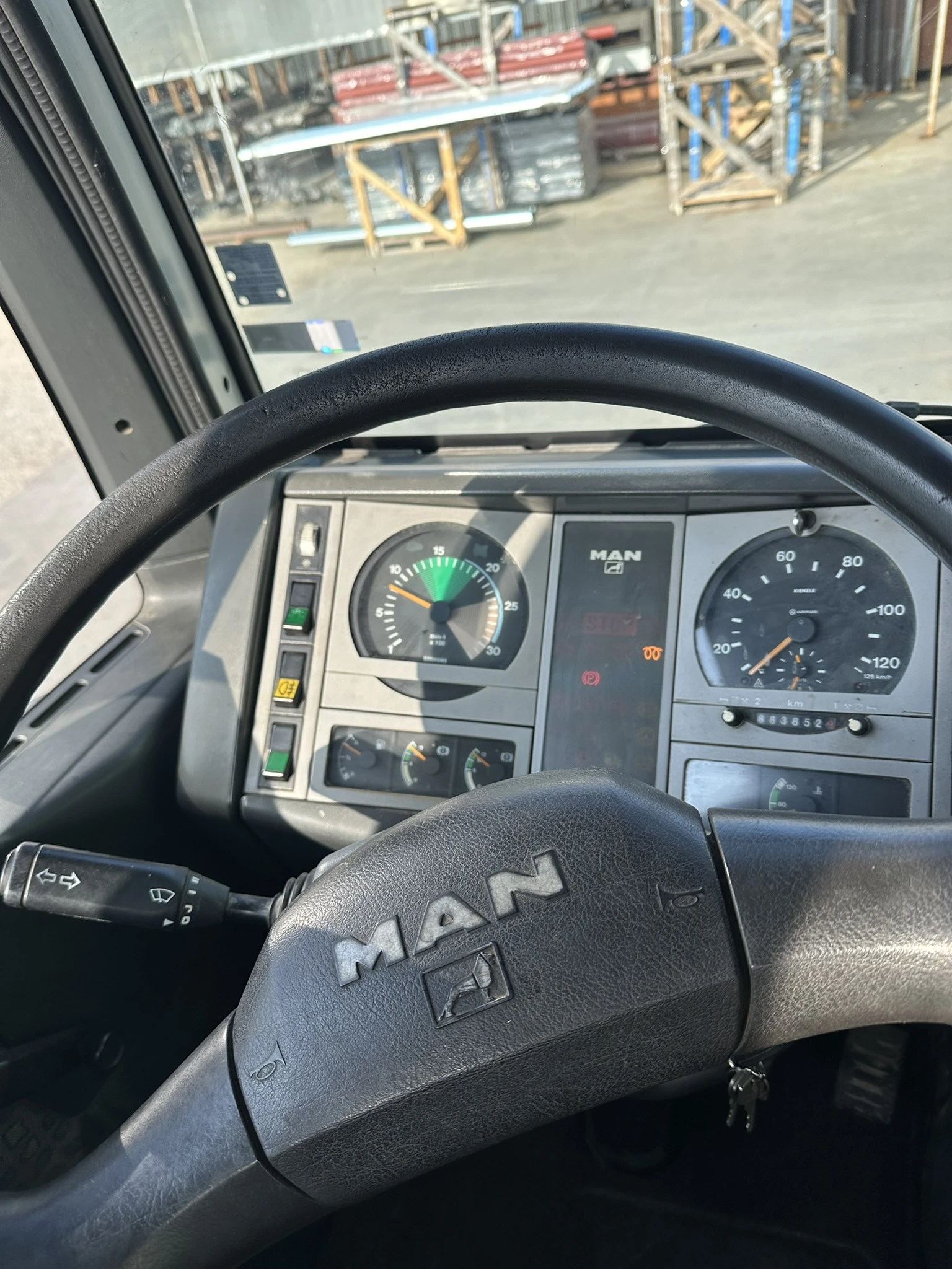 Man 18 18250 | Mobile.bg � ����������� 11