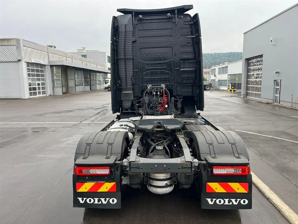 Volvo Fh 500 Alu Серв. книжка, снимка 6 - Камиони - 54438325