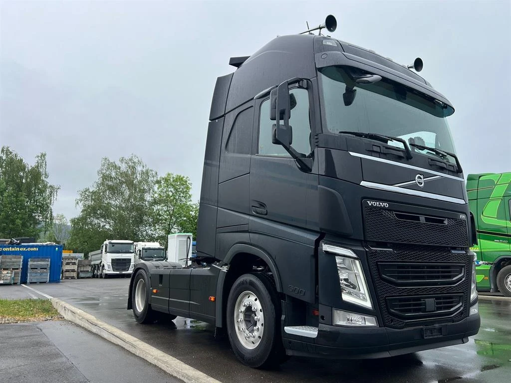 Volvo Fh 500 Alu Серв. книжка, снимка 2 - Камиони - 54438325