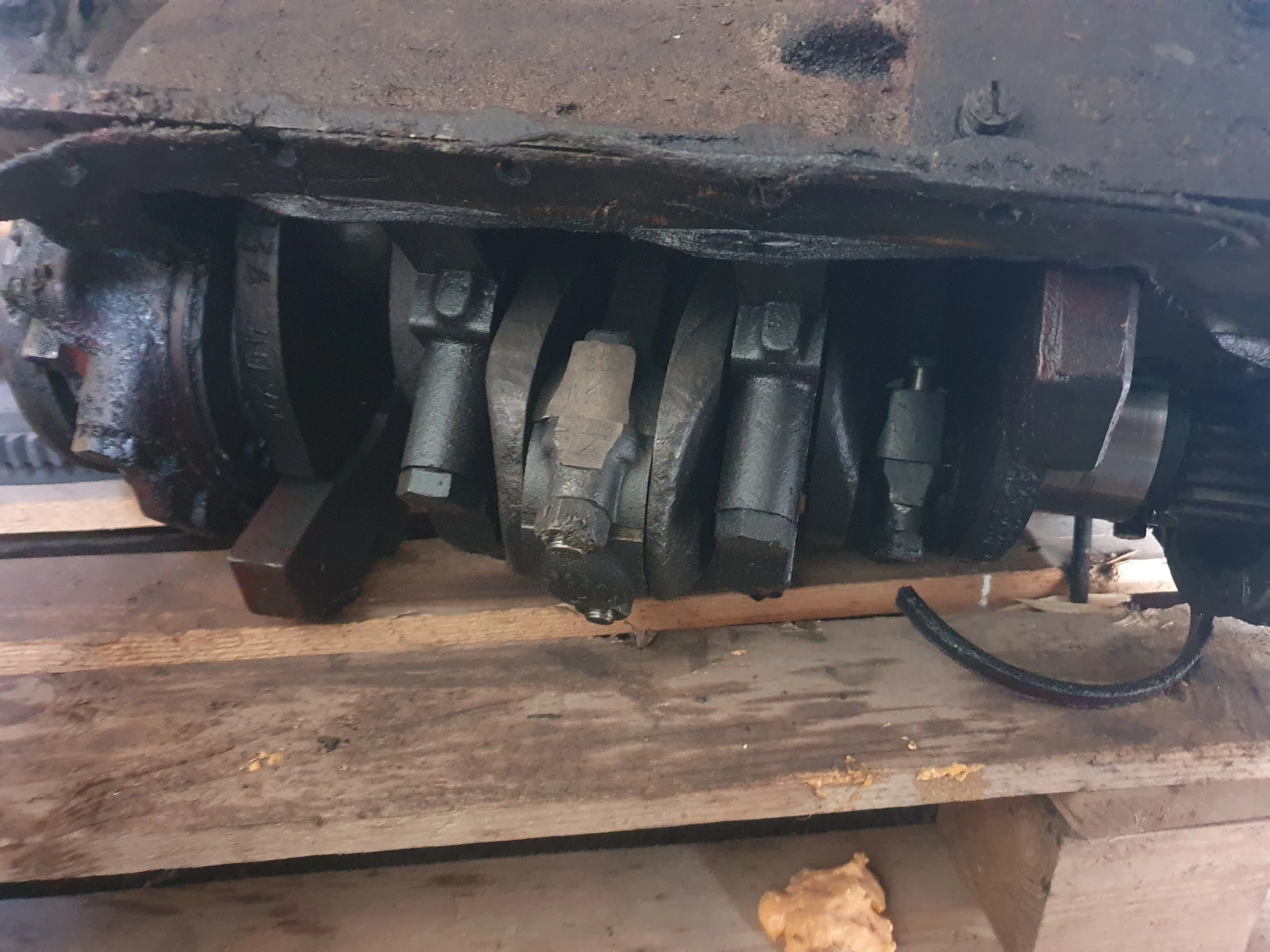   3  -  2500   | Mobile.bg   5