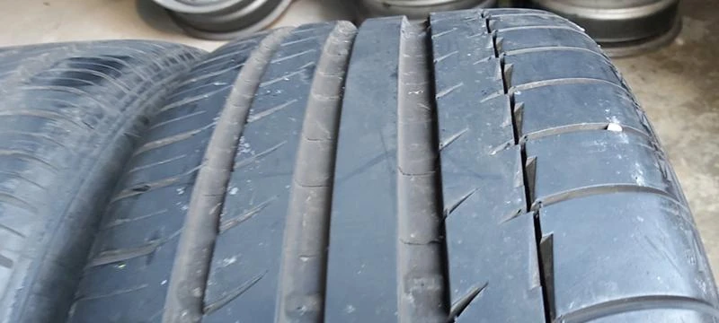 Гуми Летни 245/40R17, снимка 5 - Гуми и джанти - 31948186