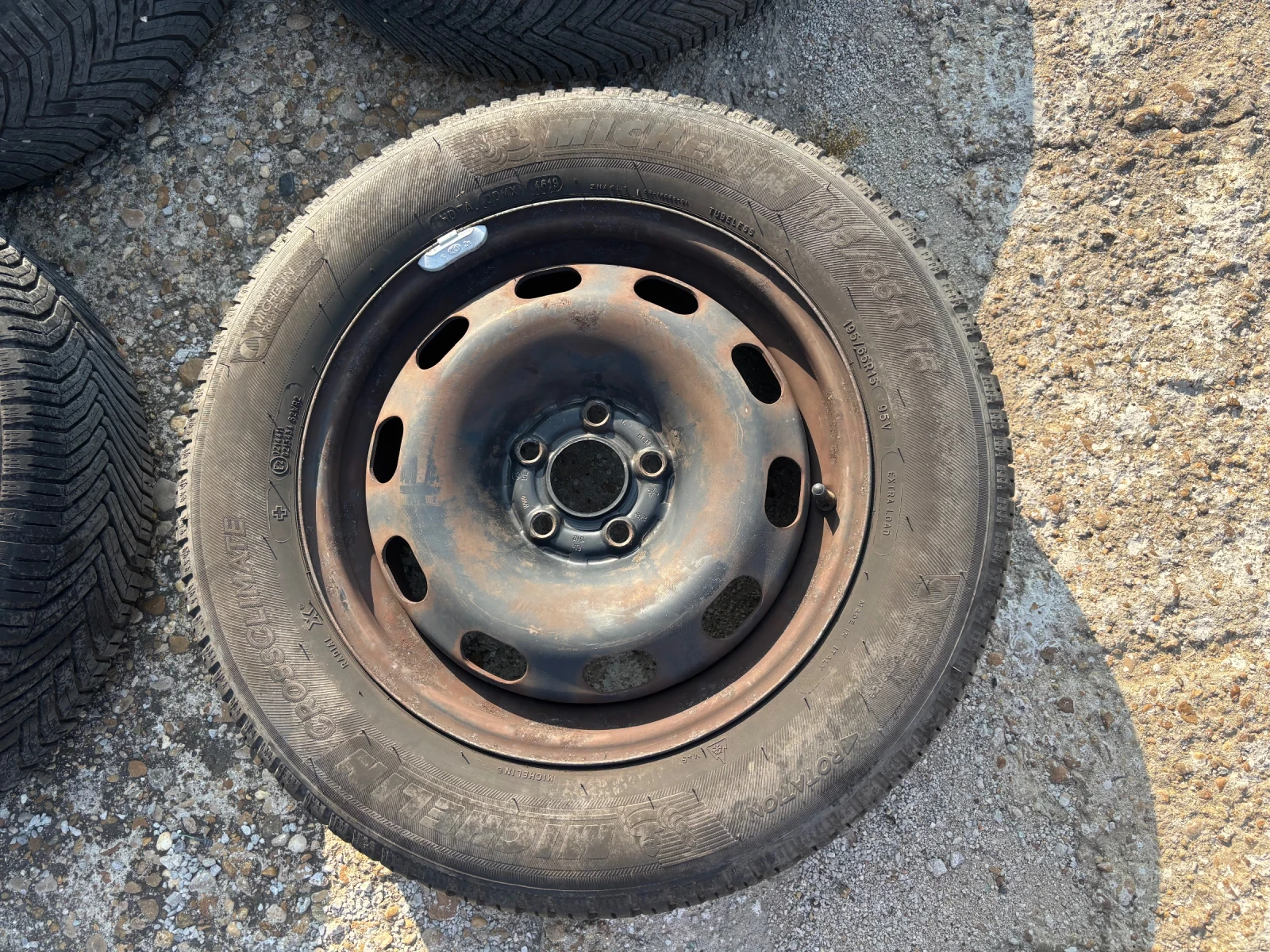    195/65R15  VW Golf | Mobile.bg   5