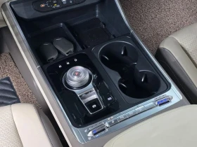Kia Carnival 9-Seater Signature| 200к.с.| ВКЛ.ТЕХНОТЕСТ, снимка 8
