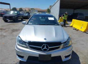 Обява за продажба на Mercedes-Benz C 63 AMG LED* HARMAN/KARDON* ПОДГРЕВИ* ПАНОРАМА ~32 500 лв. - изображение 1