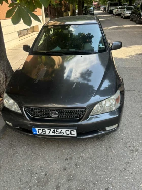  Lexus IS 200