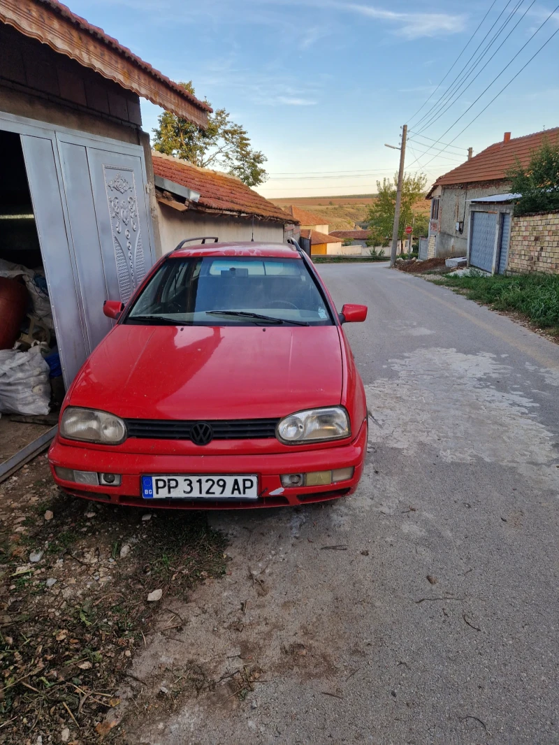 VW Golf, снимка 1 - Автомобили и джипове - 47481511