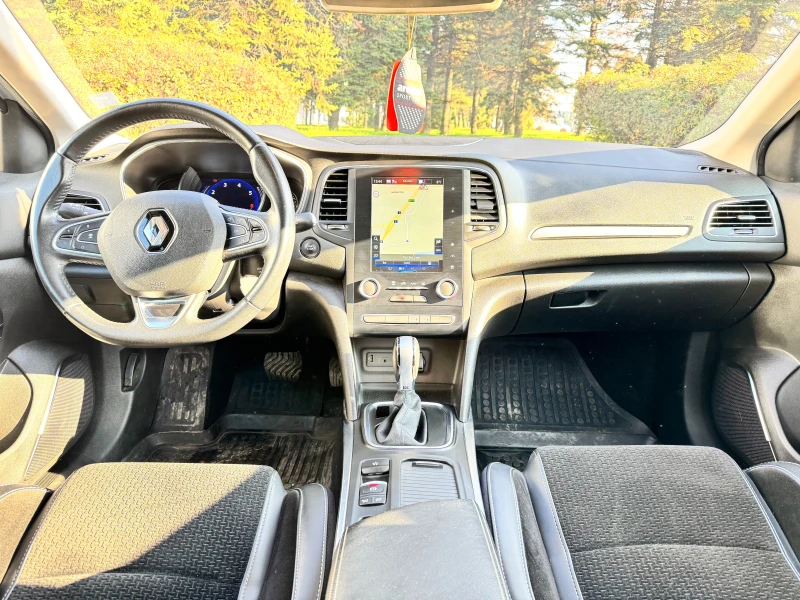 Renault Megane IV 1.3 TCe Intense, снимка 6 - Автомобили и джипове - 48005949