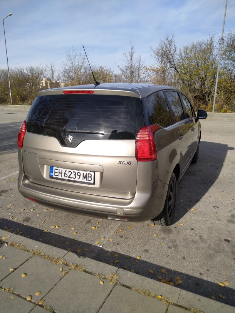 Peugeot 5008, снимка 4 - Автомобили и джипове - 48044606