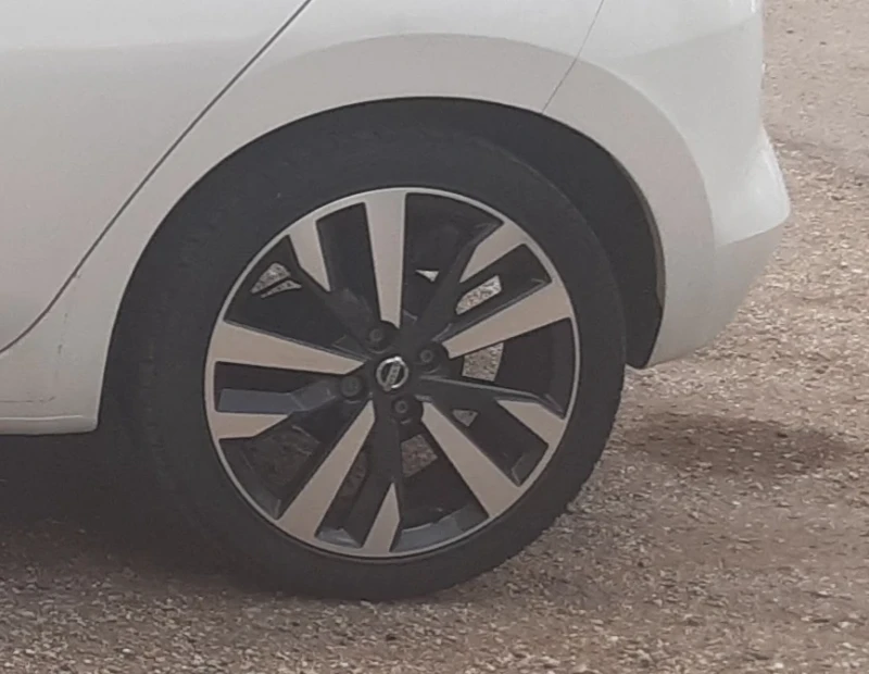 Nissan Micra 0.9 90c.Turbo, снимка 14 - Автомобили и джипове - 52658227