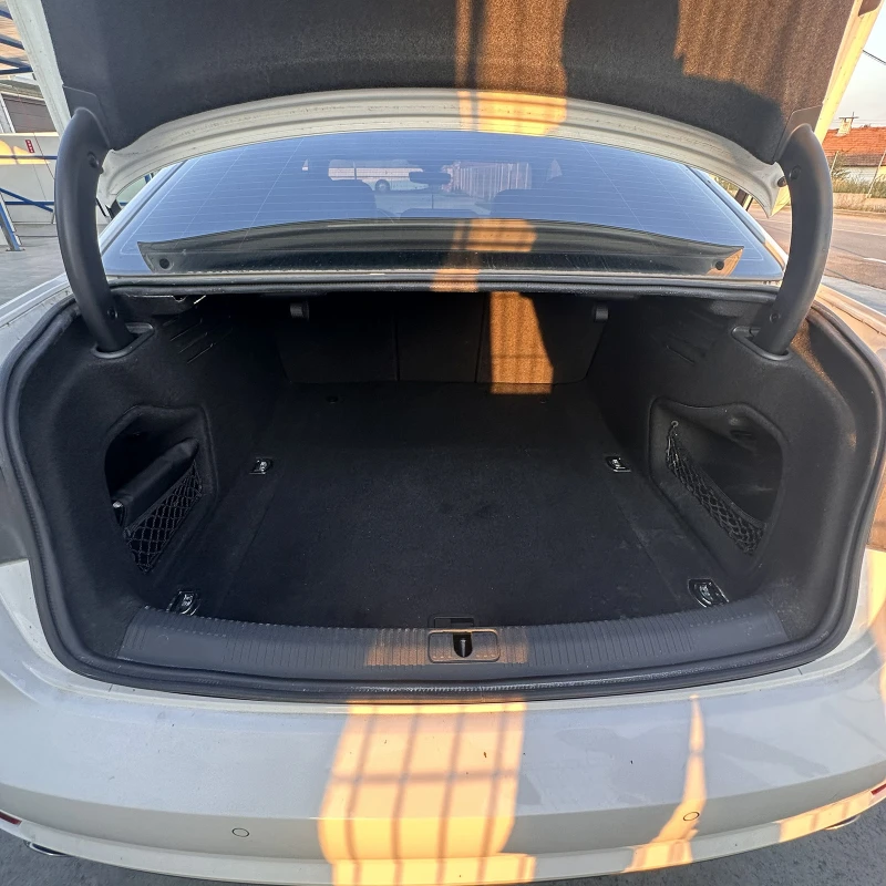 Audi A4 2.0T* ТОП, снимка 13 - Автомобили и джипове - 52432154