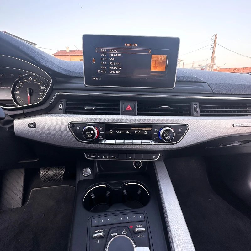 Audi A4 2.0T* ТОП, снимка 12 - Автомобили и джипове - 52432154