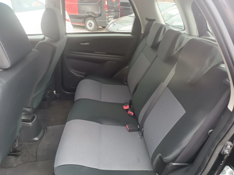 Fiat Sedici 1.6i 4x4, снимка 11 - Автомобили и джипове - 53431123