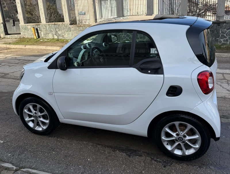Smart Fortwo EV, снимка 6 - Автомобили и джипове - 53597058