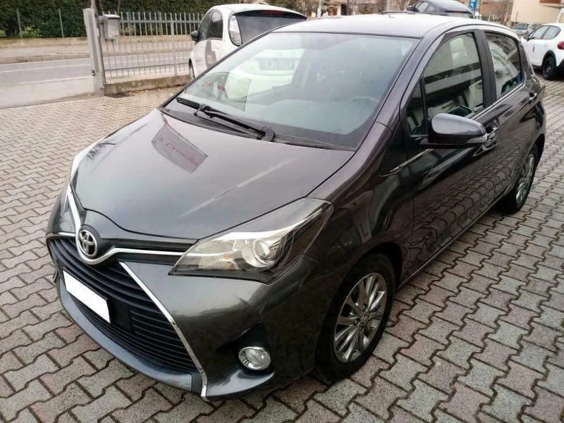 Toyota Yaris 1.4 D-4D   САМО НА ЧАСТИ , снимка 3 - Автомобили и джипове - 46033561