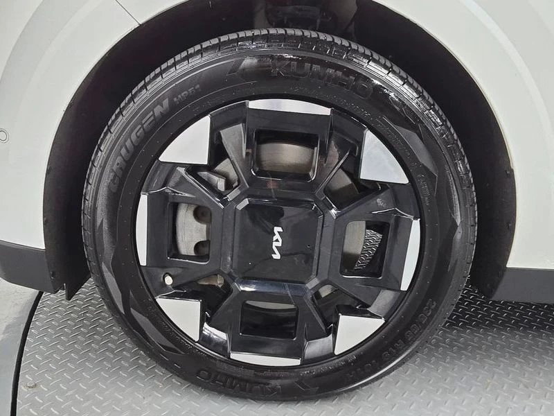 Kia Carnival 9-Seater Signature| 200к.с.| ВКЛ.ТЕХНОТЕСТ, снимка 4 - Автомобили и джипове - 55266257
