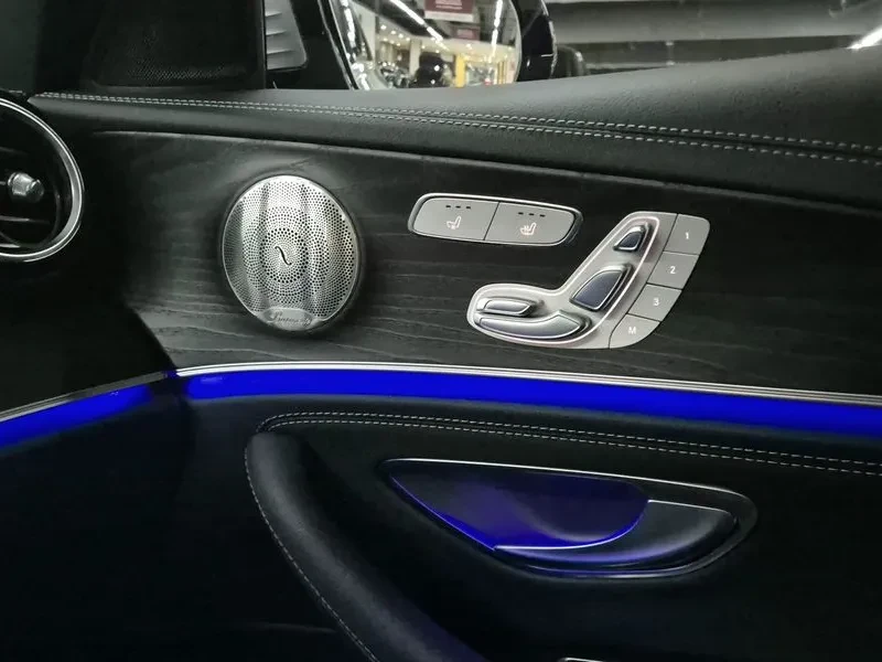 Mercedes-Benz E 200 САМО 30% АВАНС, снимка 17 - Автомобили и джипове - 55568263
