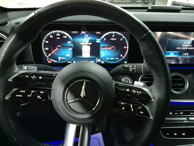 Mercedes-Benz E 200 САМО 30% АВАНС, снимка 11 - Автомобили и джипове - 55568263