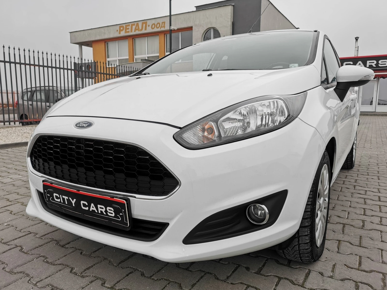 Ford Fiesta 1.5 TDCi - изображение 2