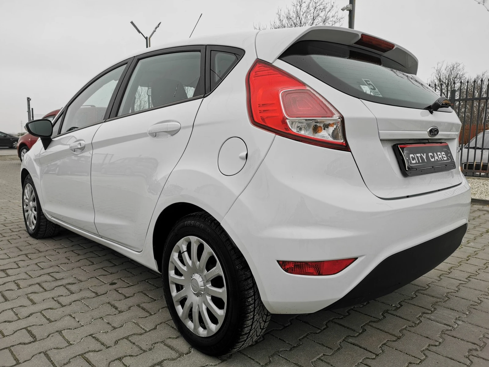 Ford Fiesta 1.5 TDCi - изображение 7