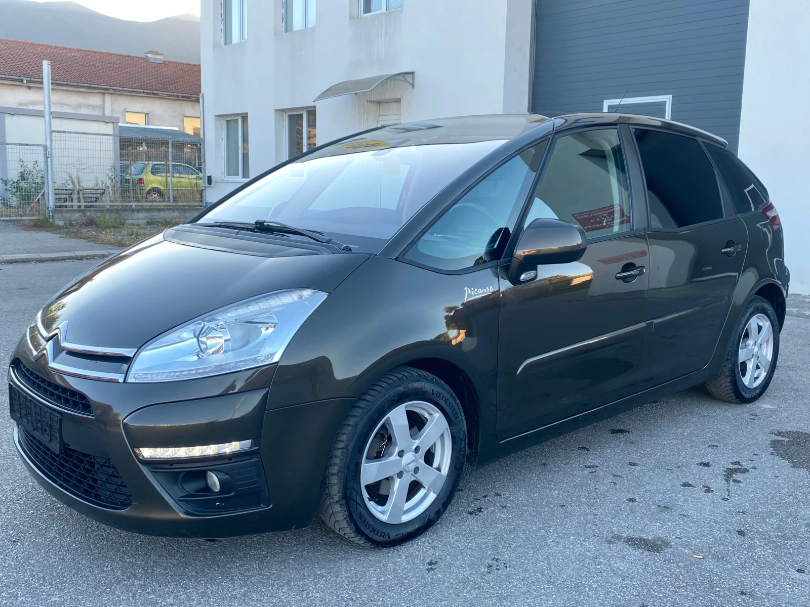 Citroen C4 Picasso 1.6HDI Facelift Сервизни документи Евро 5 - изображение 3