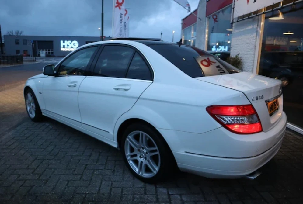 Mercedes-Benz C 320 Avangarde #Панорама #Подгрев #Памет #обслужена - изображение 3