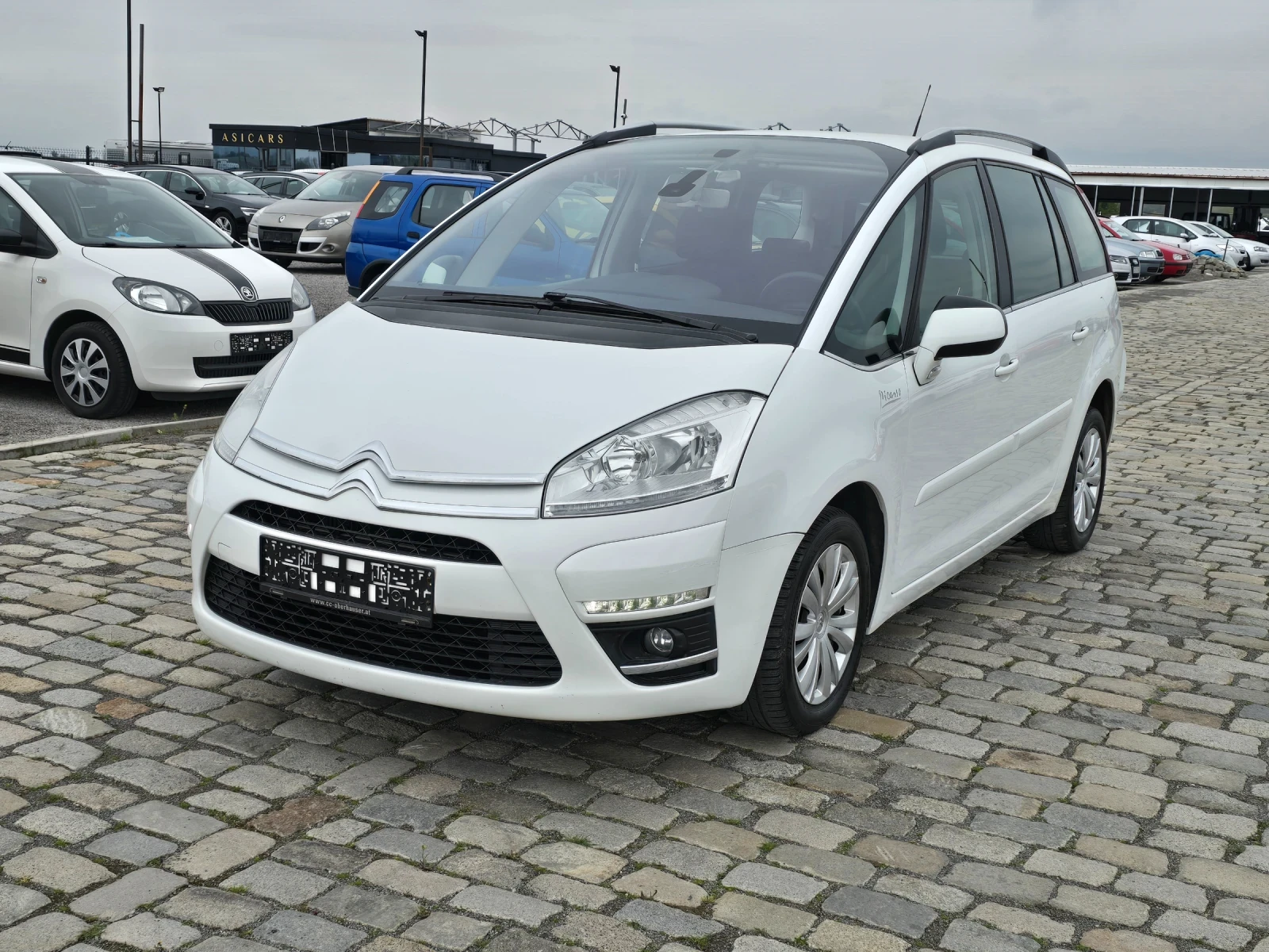Citroen C4 Picasso Grand 1.6HDI 7 места 2013 година ЕВРО 5 - изображение 3