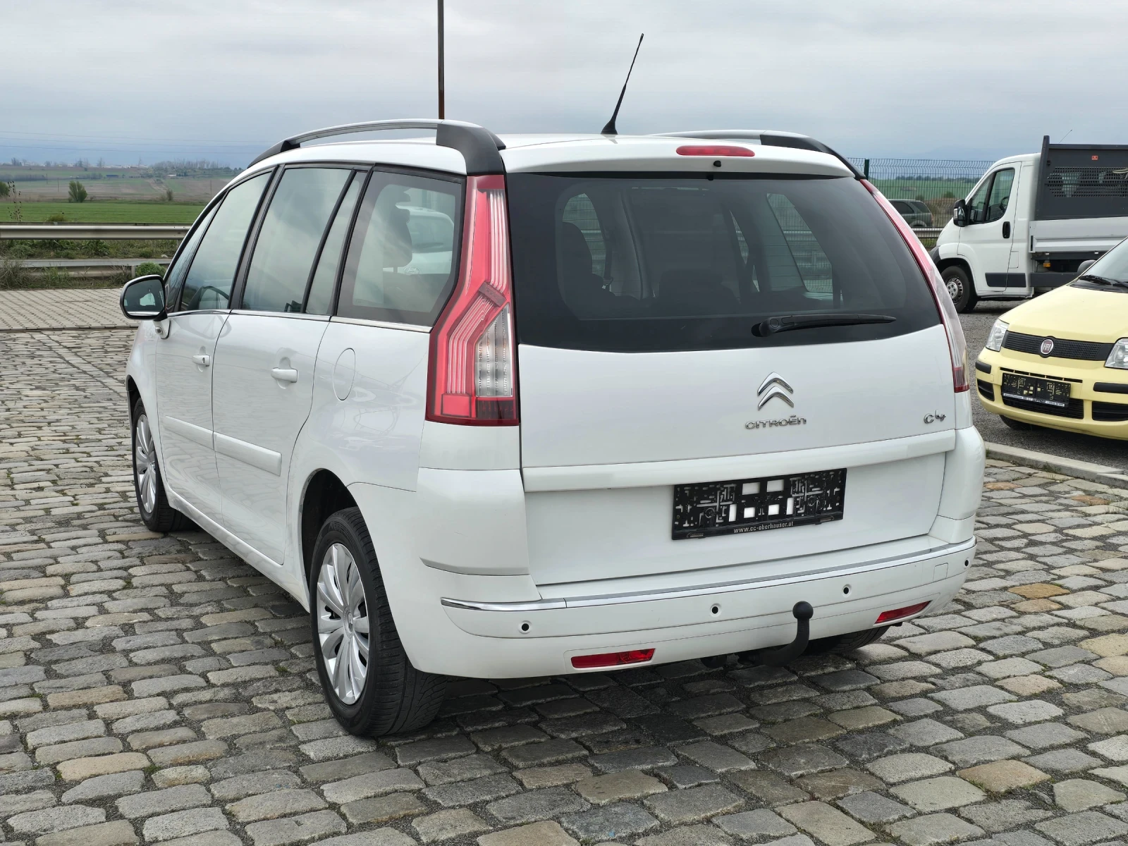 Citroen C4 Picasso Grand 1.6HDI 7 места 2013 година ЕВРО 5 - изображение 8