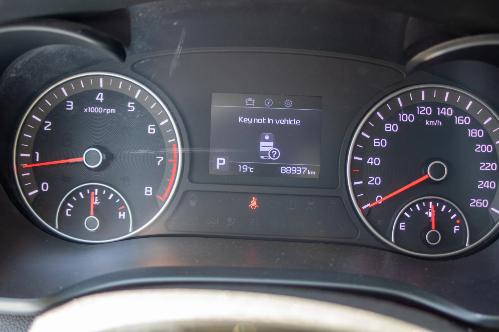 Kia K5 | Mobile.bg   13