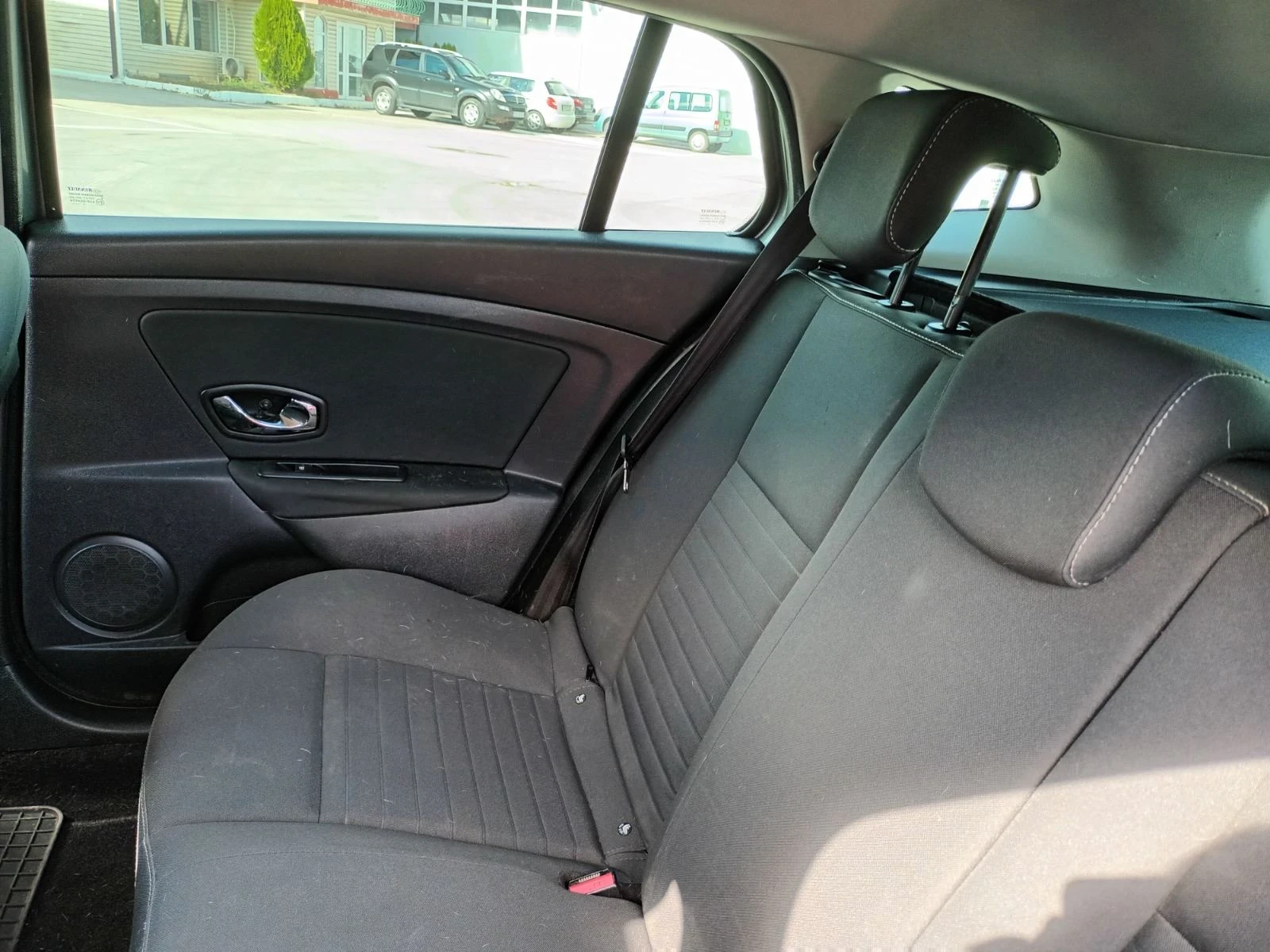 Renault Megane Renault Megane 1.5 - изображение 8